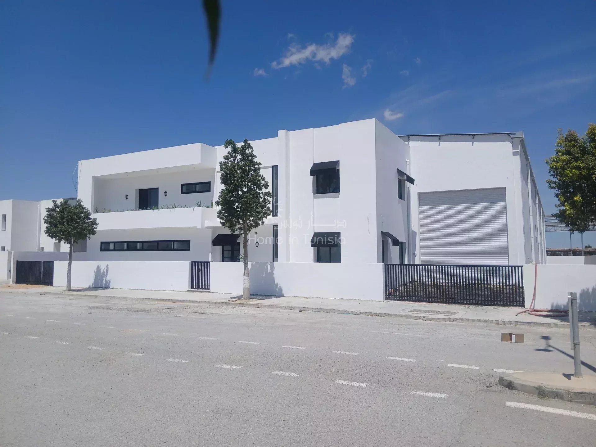 Local commercial à louer à Enfidha, 3 100 m² – photo 1 sur 5