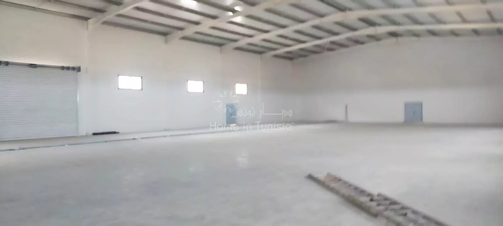 Local commercial à louer à Enfidha, 3 100 m² – photo 2 sur 5